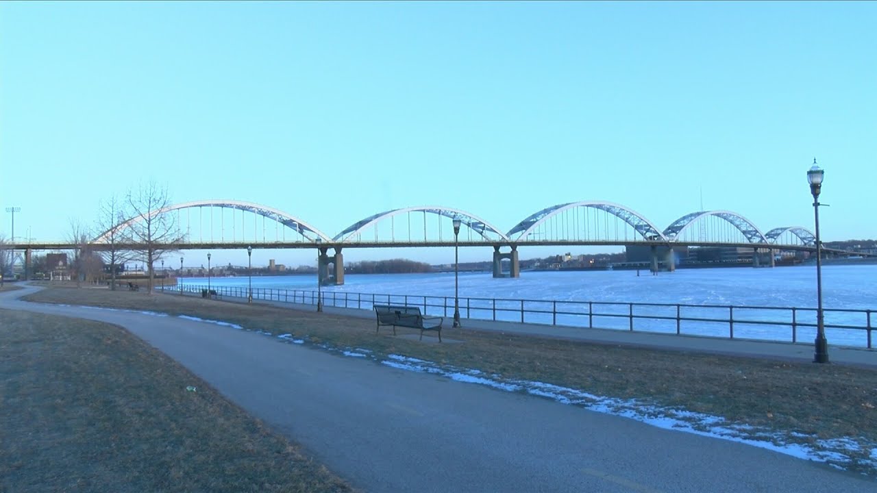 Illinois DOT provides five possibilities for Centennial Bridge