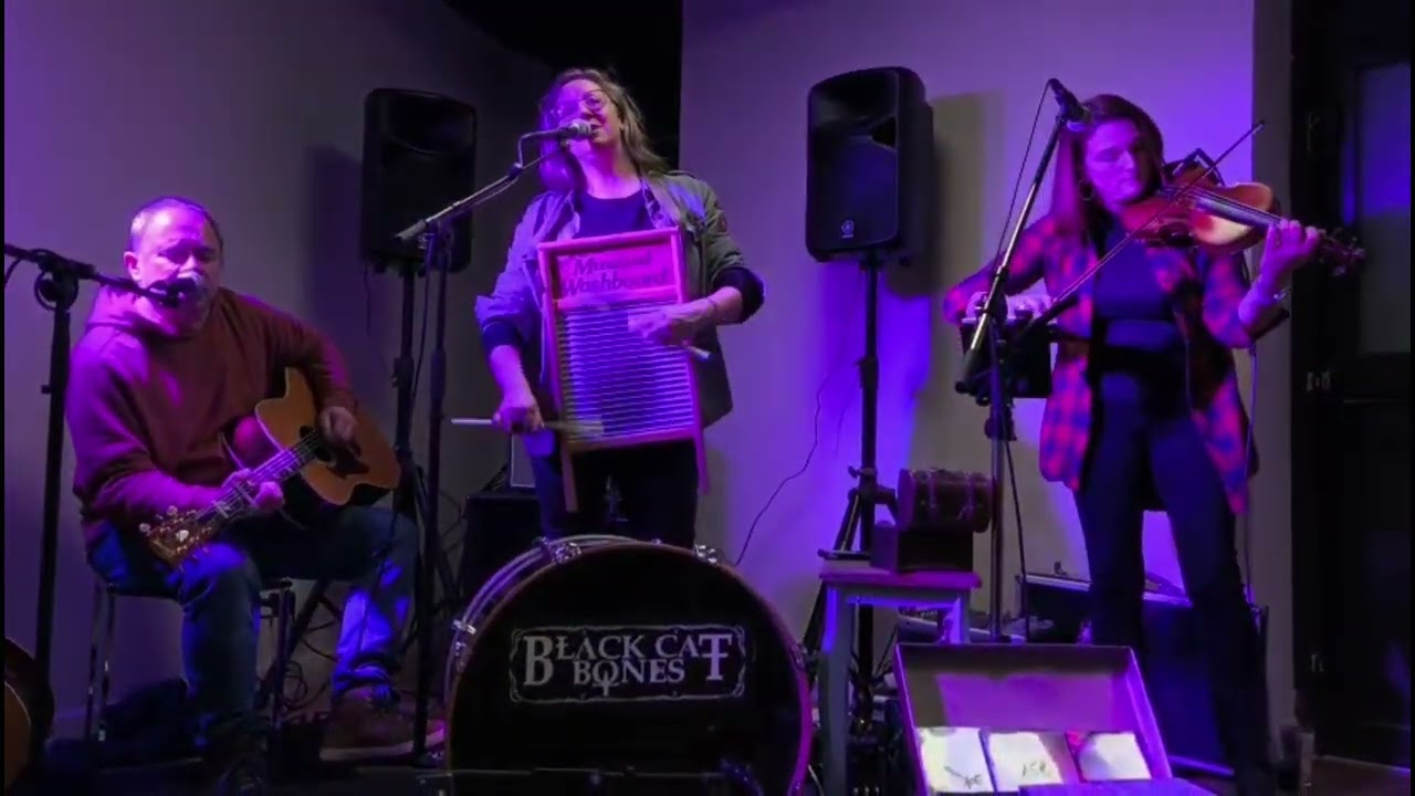 Black Cat Bones Live