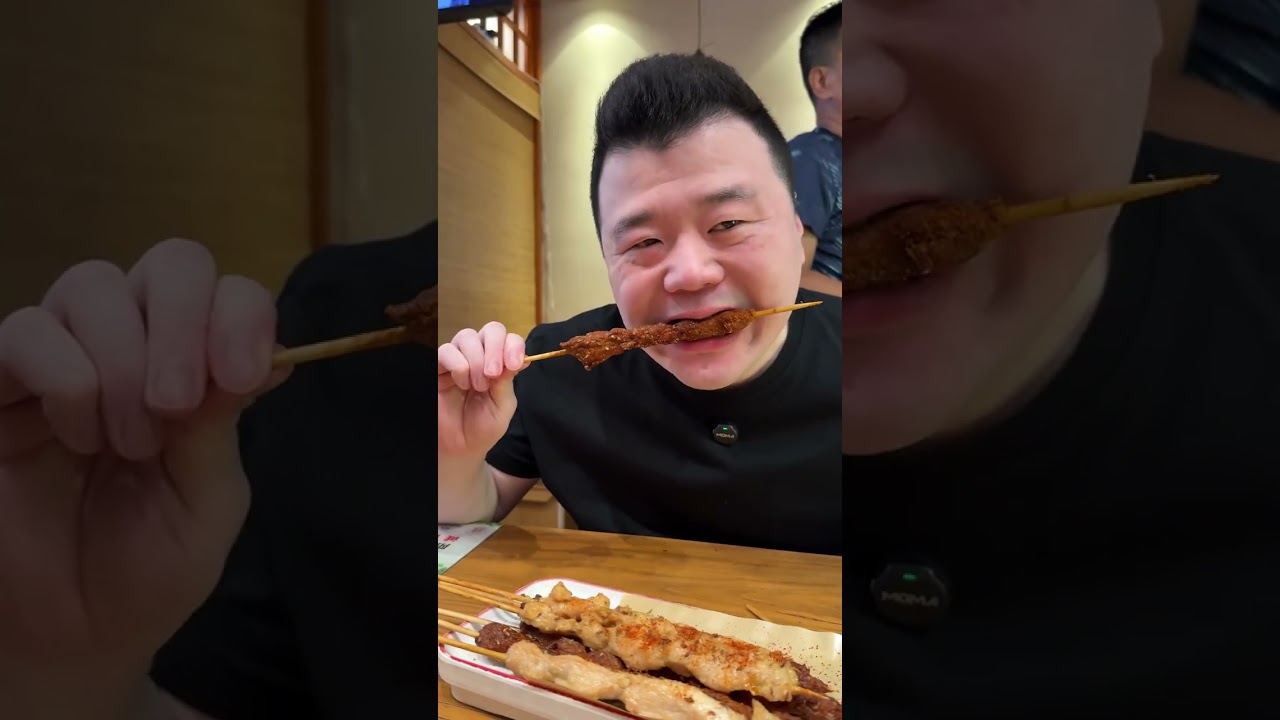 北京孩子的儿时味道！ 还记得那个蝉鸣的夏天吗？炸串儿、瓷瓶儿酸奶、牛肉面，一口回童年。#牛肉面  #美食  #北京美食  #炸串  #吃面