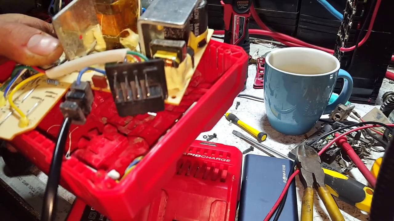 Milwaukee M12 - 18FC Rapid Chargers. 2 More Dead Ones.