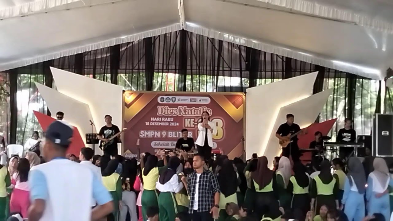 PUNCAK ACARA DIES NATALIS KE-38 SMPN 9 BLITAR