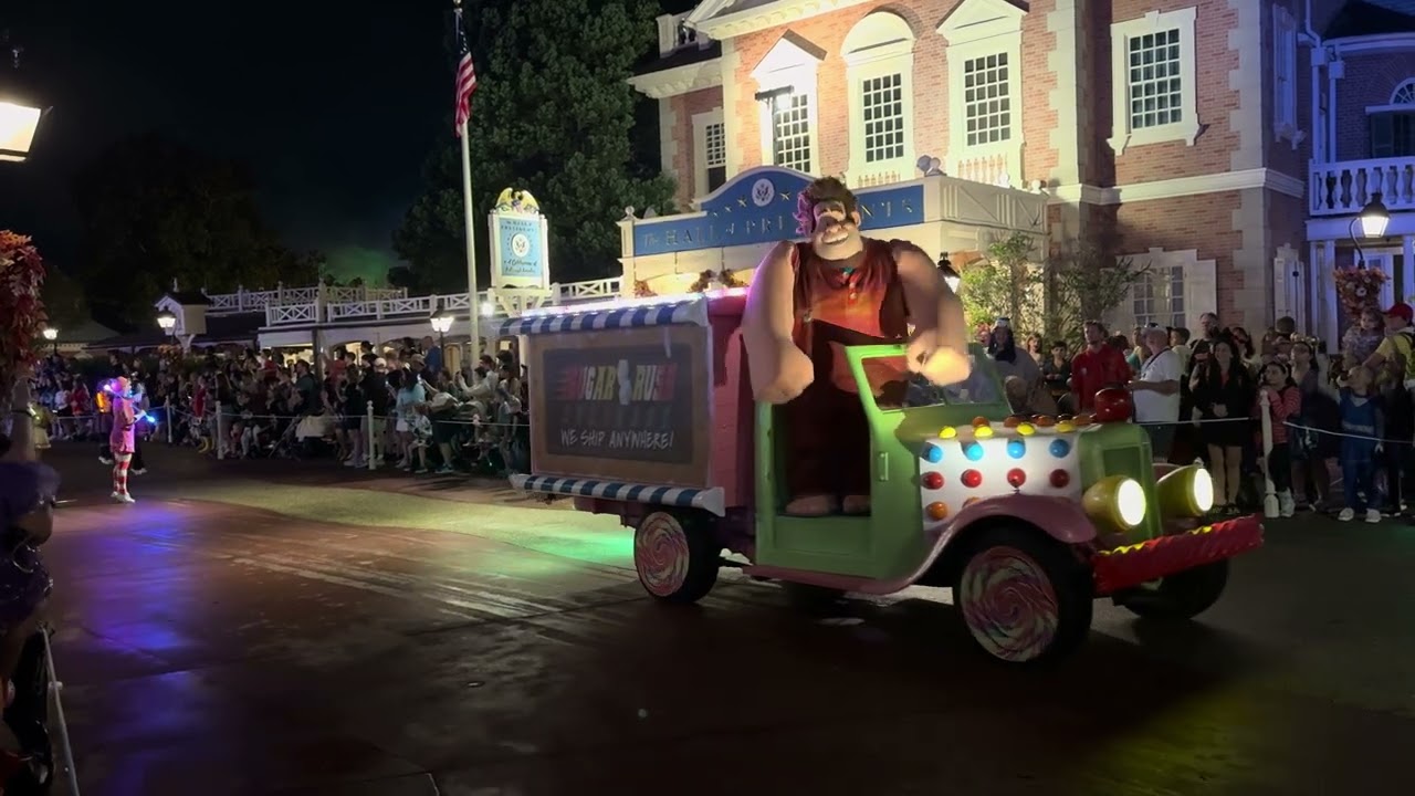 Mickey's Boo To You Halloween Parade 2025