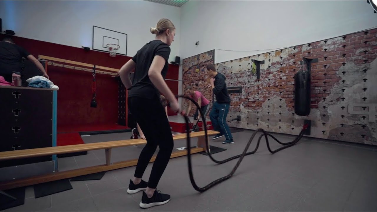 Therapie und Training an ungenutzter Wandfläche | Cube Sports bei PHYSIO+FIT Krause