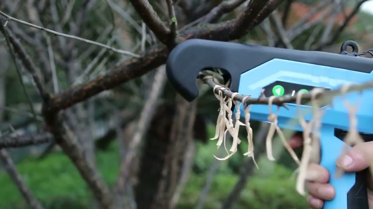 Handheld electric tying machine