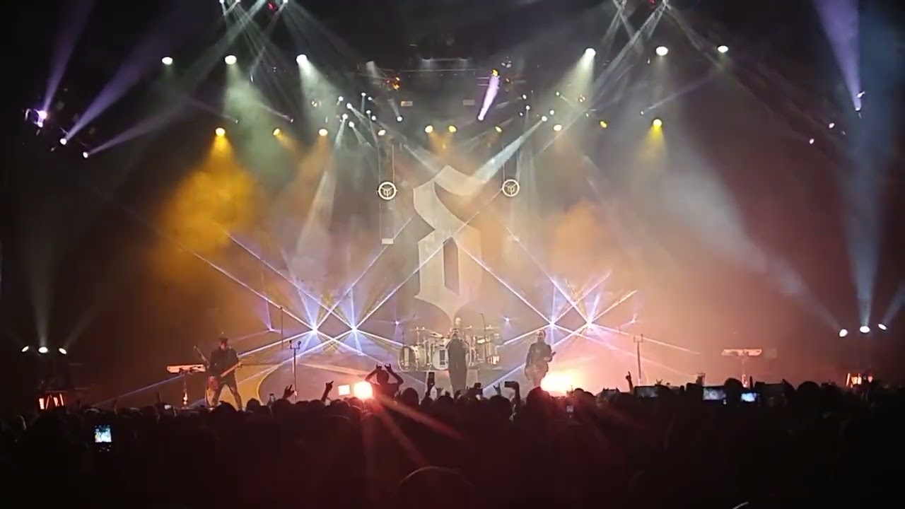 2018-07-29-Shinedown-DesMoines-01-Sound of Madness-Diamond Eyes-001225