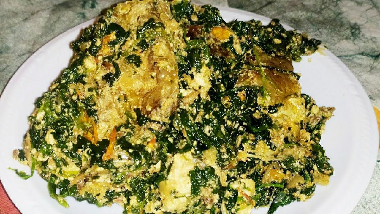 Ndjapche, tu ne le rateras plus jamais - épinards sautés au pistache (graines de courge) - team237
