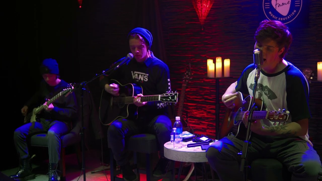 CYDIAN - Gravity - Unplugged at FAME