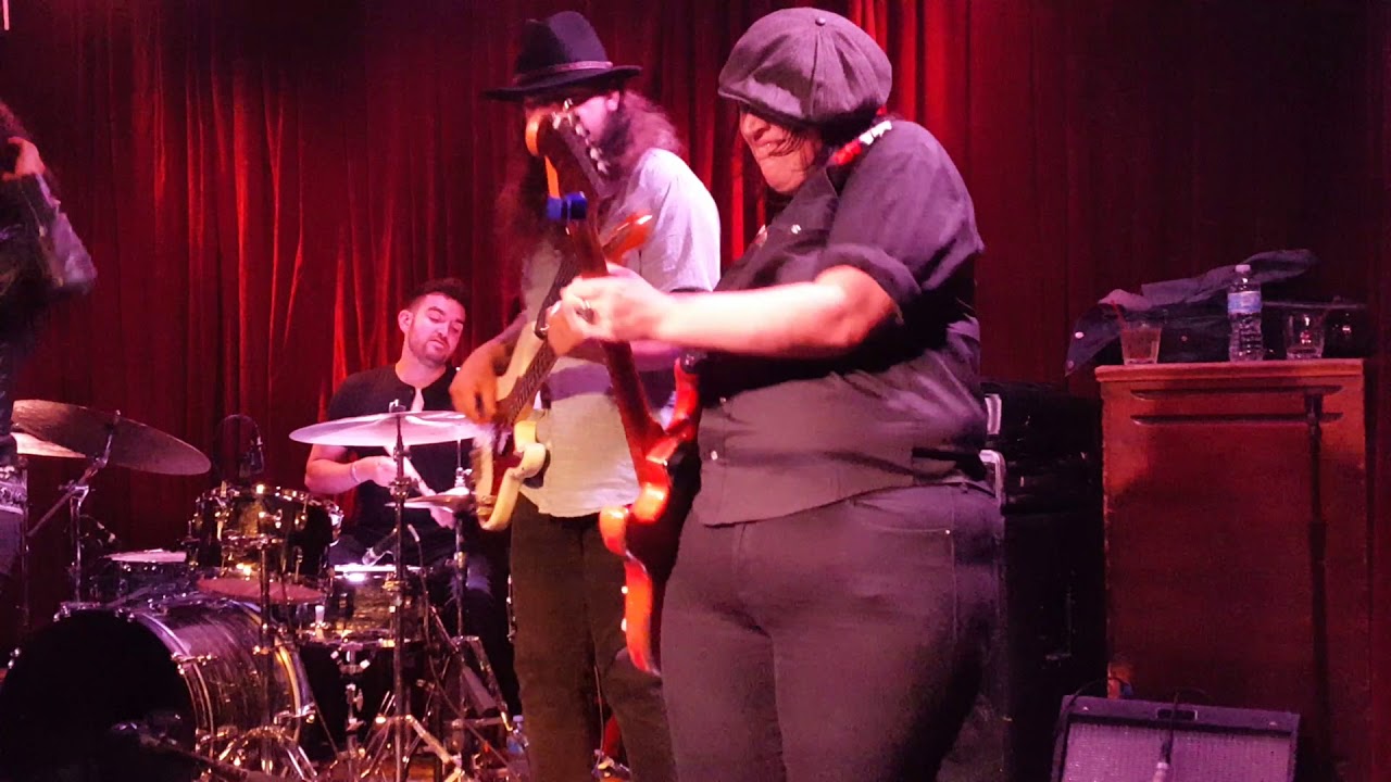 Vanessa Collier with Laura Chavez doing Dust My Broom