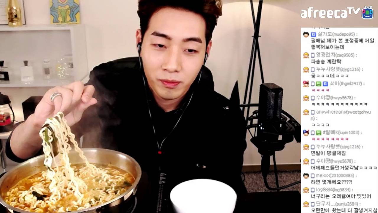 너구리 라면 2개를 끓여보겠습니다. 먹방 eatingshow mukbang[BJ필메]