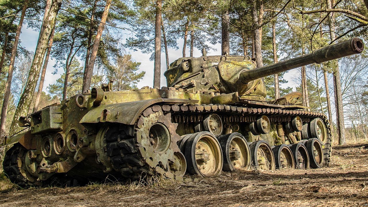 TANK GRAVEYARD: Inside an Abandoned Tank! - Urbex Military Vehicles Lost Places Germany
