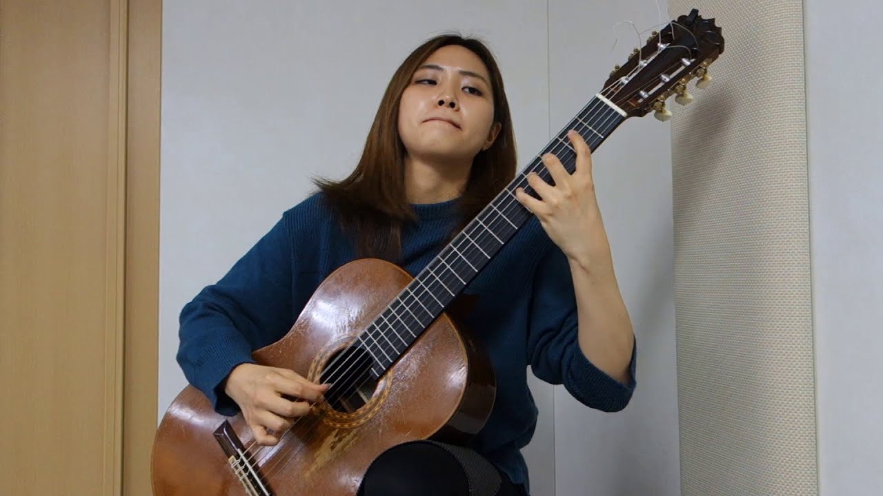 Erika Takada plays : 