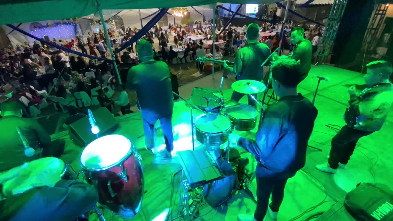 No le pegue a la negra  salsa Rebelión en vivo Percusion Hugo Latino