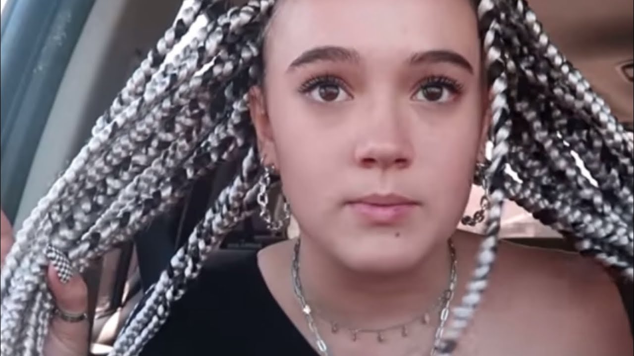 Fiona Frills cultural appropriating for 3 minutes straight
