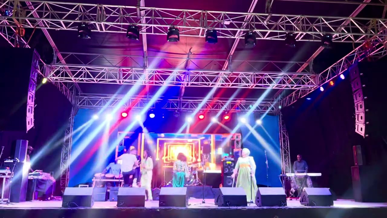 Andimo - live au festival ECOFEST 2025 à Dakar, partie 2