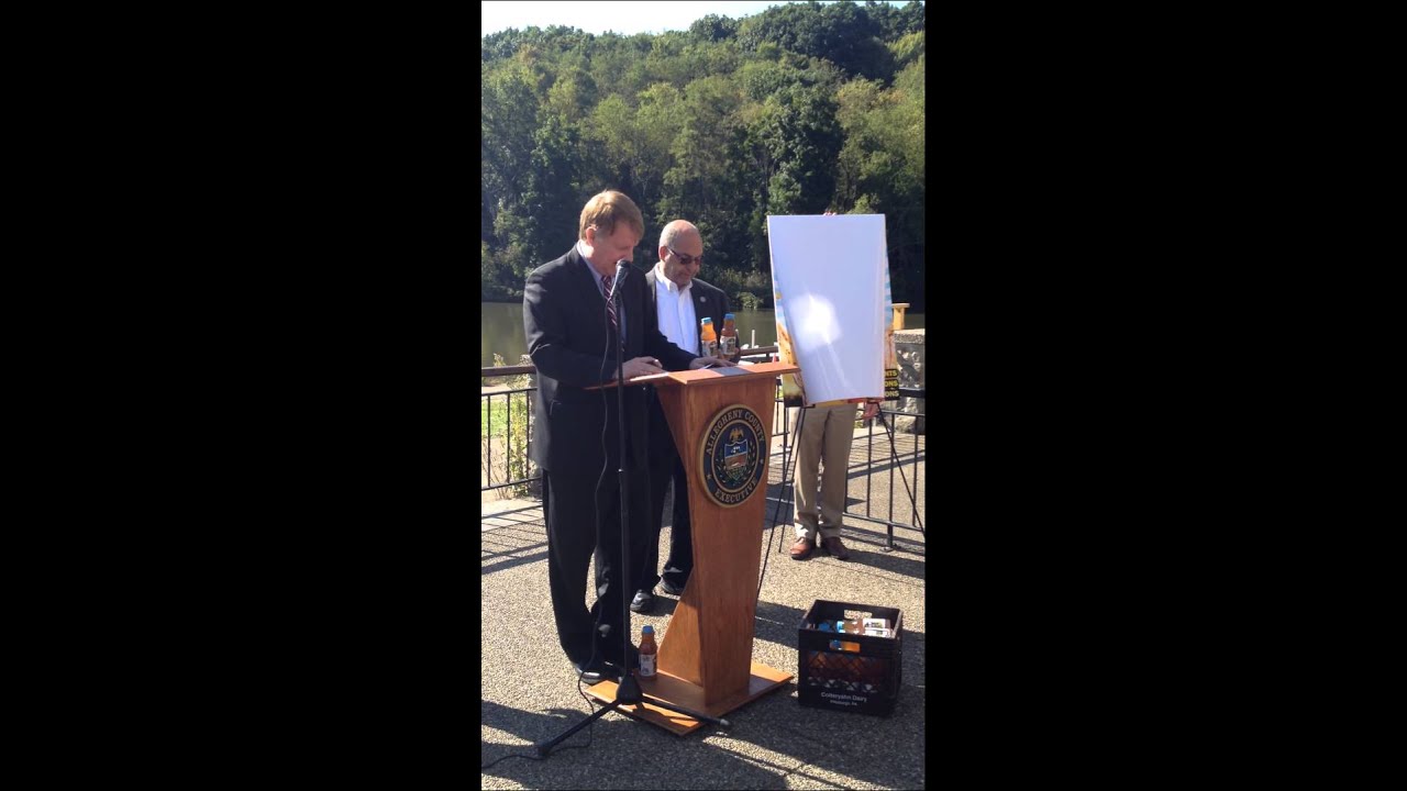 County Executive Fitzgerald, Vice President Futules, and Colteryahn Dairy Unveil New 