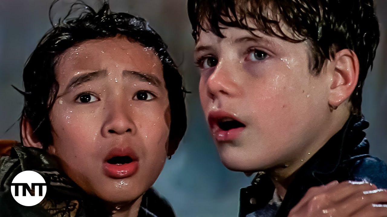 The Goonies Solve One Eyed Willie’s Piano Puzzle [CLIP] | The Goonies (1985) | TNT