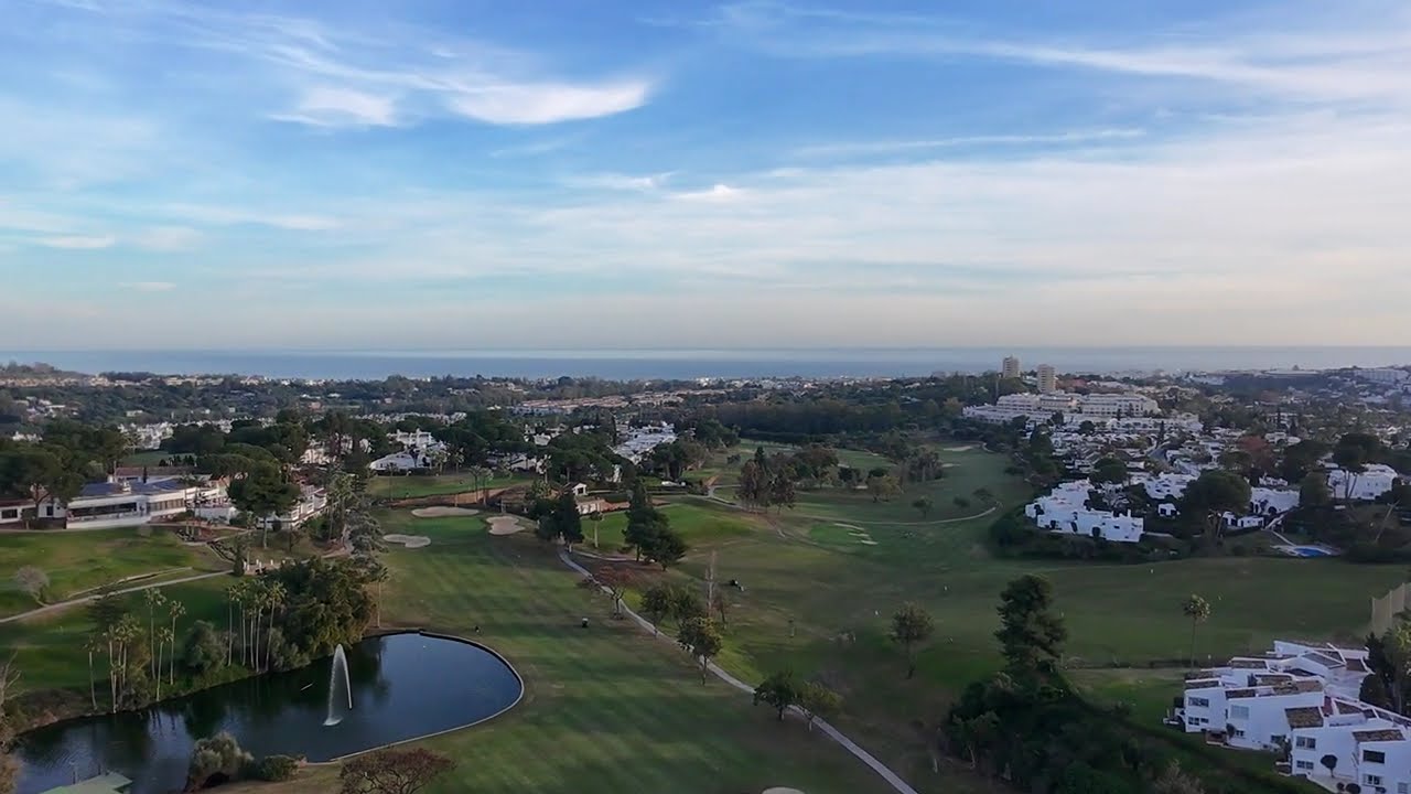🌴 Aloha Golf Club, Nueva Andaluc&iacute;a:  🌟