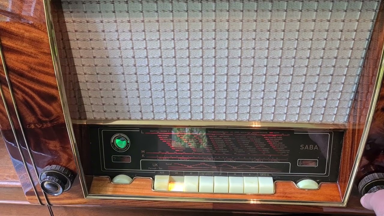 Saba Freiburg W3 Röhrenradio,  tuberadio 1953!
