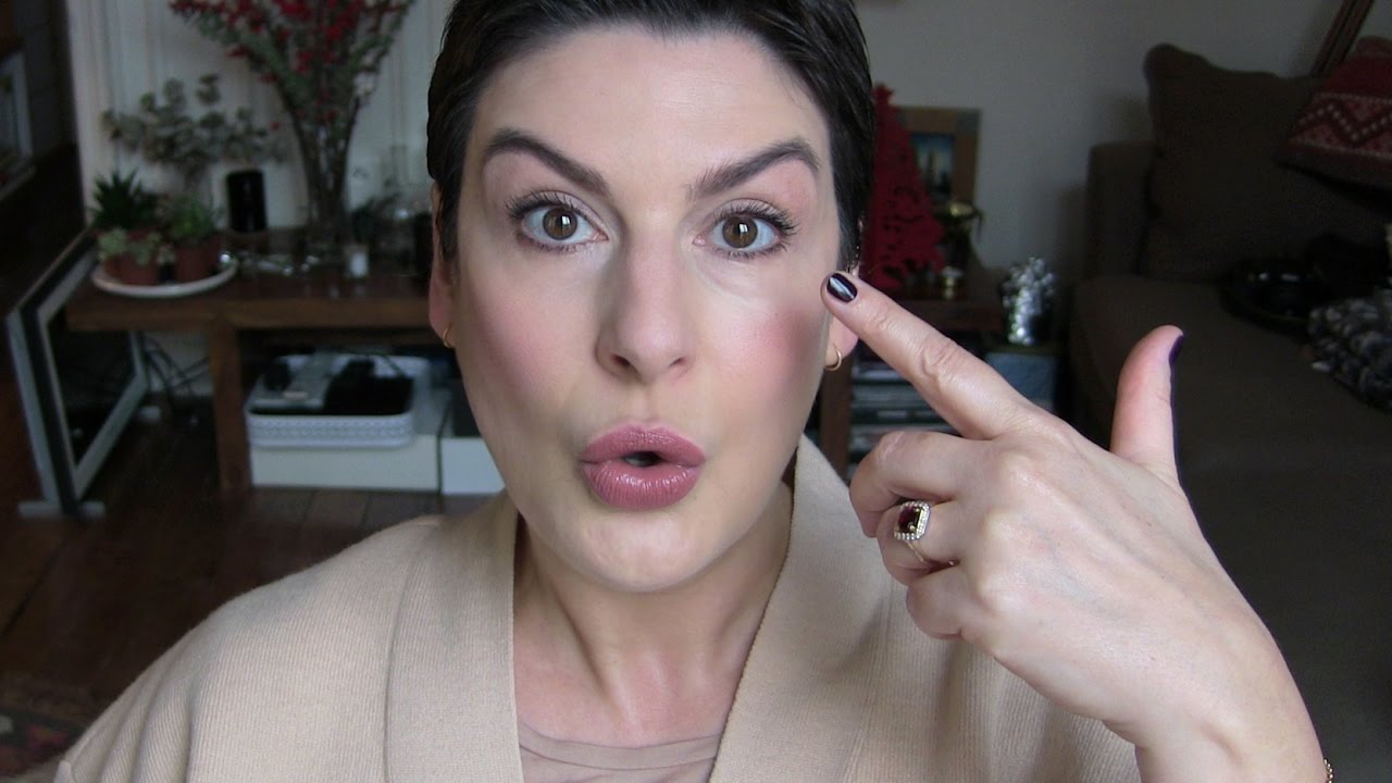 Je me suis fait tatouer les sourcils !!