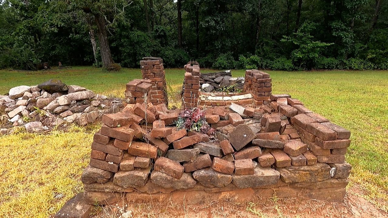 GRAVES OF EARLY SETTLES AND MORE IN 177 YEAR OLD GRAVEYARD (PART 2)