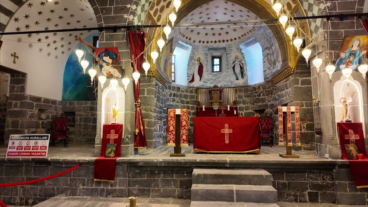 Muhteşem İ&ccedil; Mimarisiyle Diyarbakır Mar Petyun Keldani Kilisesi (Mar Petyun Chaldean Church)