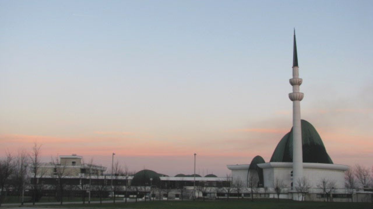 Džuma namaz iz Zagrebačke džamije