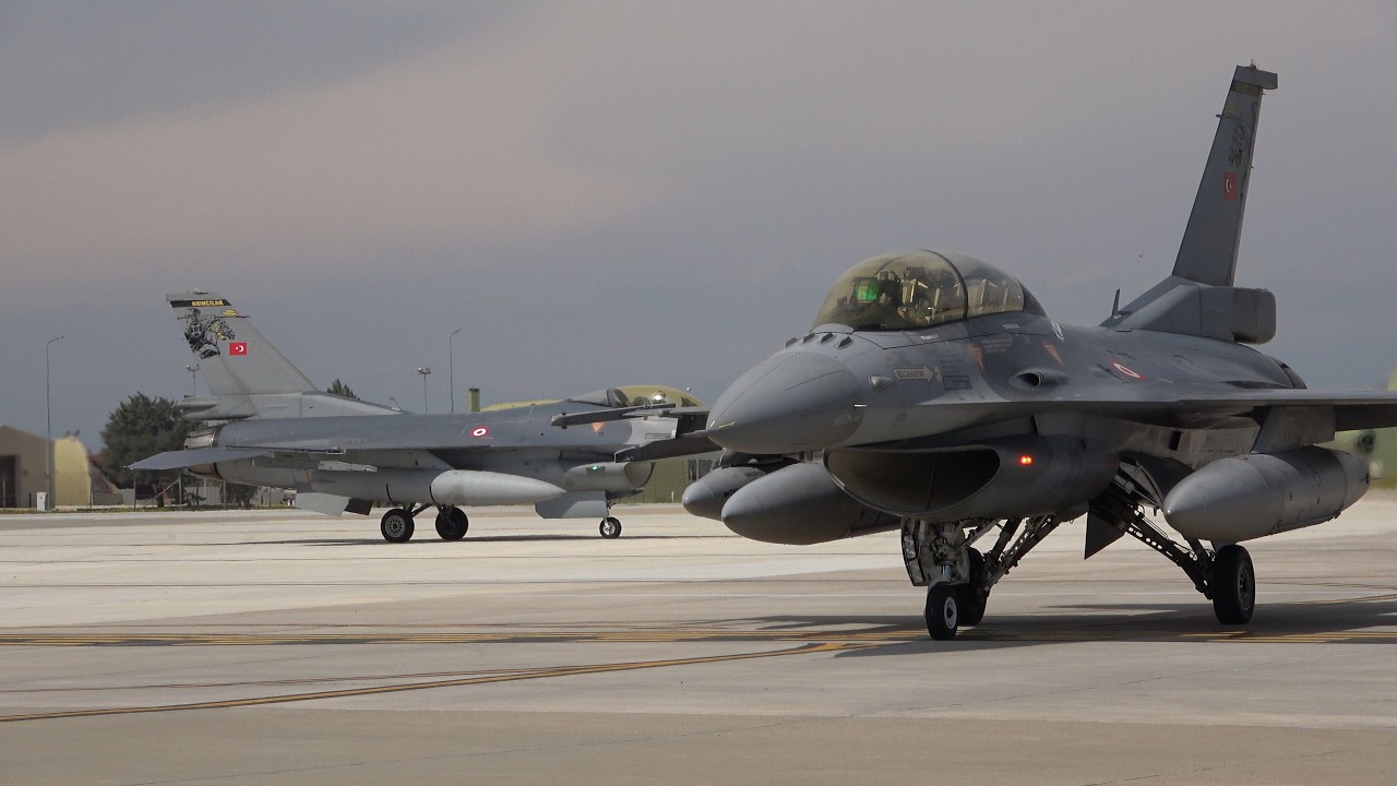 İncirlik &Uuml;ss&uuml;nde F-16'ların Kalkışını G&ouml;r&uuml;nt&uuml;ledik