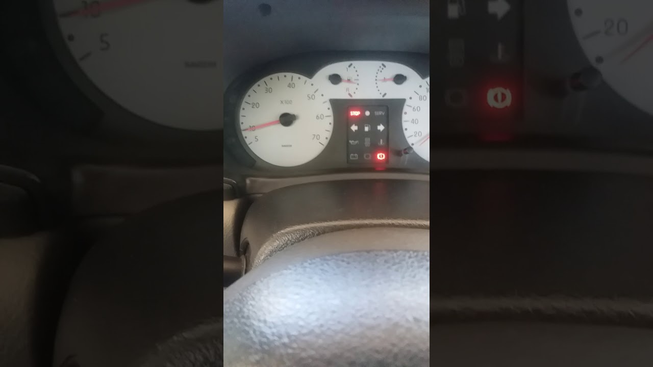 Renault Clio 1.6 16v 2001 luz do stop e oleo piscando