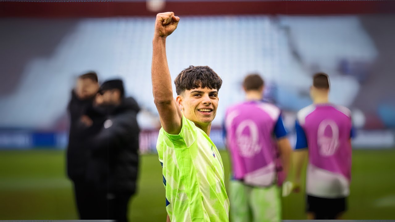Xavi Espart vs Aston Villa - Uefa Youth League R016