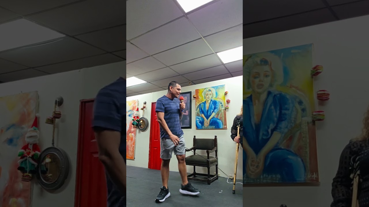 Victor Claros,  Caballero 