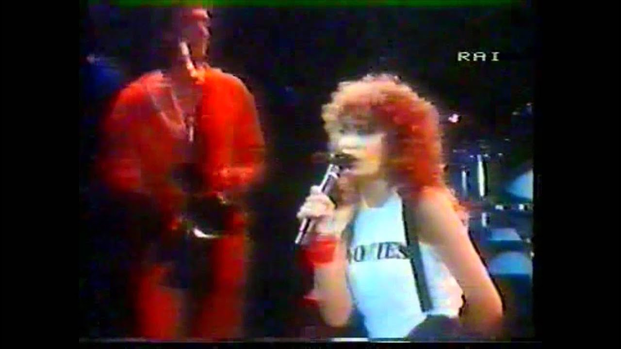 LOREDANA BERTE' -Traslocando (live)