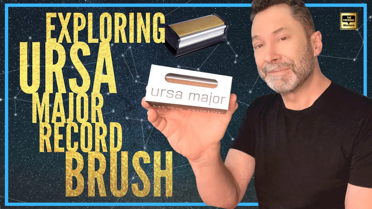 The Ursa Major Carbon Fibre Record Brush - An up close look at a German designed marvel.