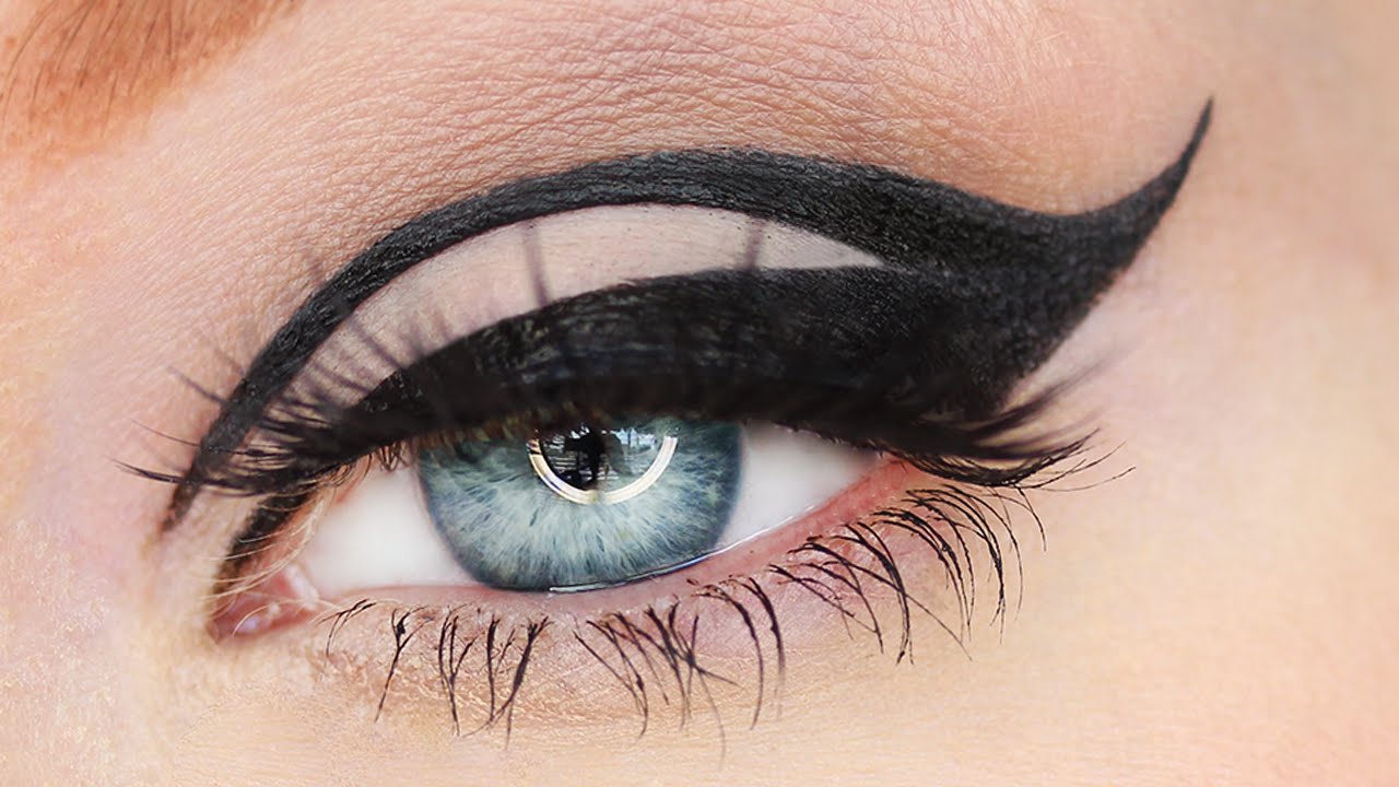 Graphic Eyeliner Makeup Tutorial