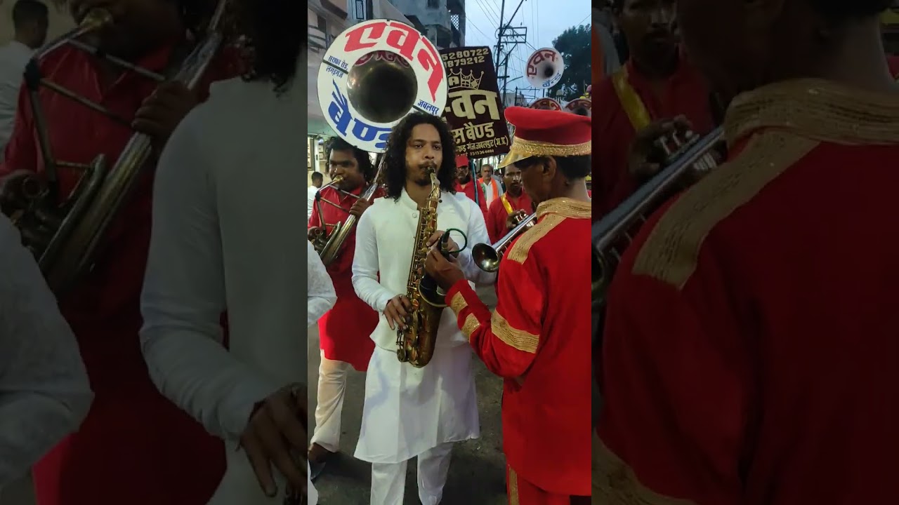 Bol Radha Bol Sangam Hoga Ki Nahi by Avon brass band jabalpur m.p 7415105398 7000191617