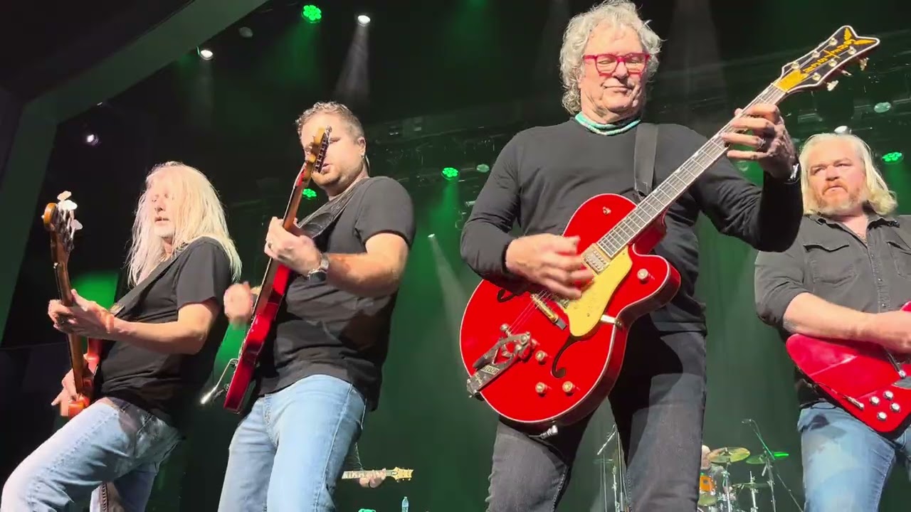 Rock Legends Cruise XIII 2026 Outlaws Green Grass and High Tides
