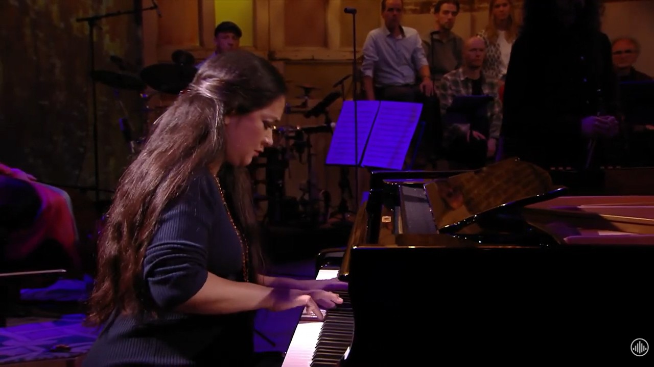Pianist Lestari Scholtes plays #chopin - Nocturne in C-Sharp Minor - full performance