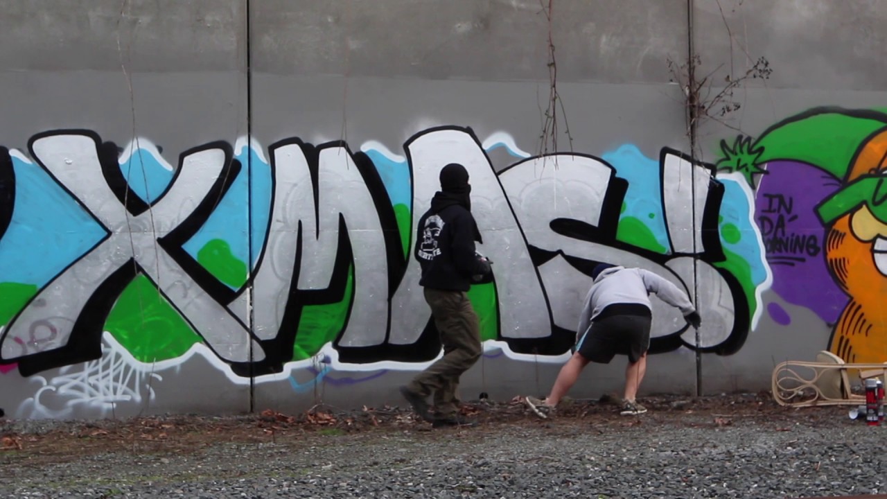 ArtPrimo Presents: AMUZE X GR - Spreading Holiday Cheer with Burner Cans
