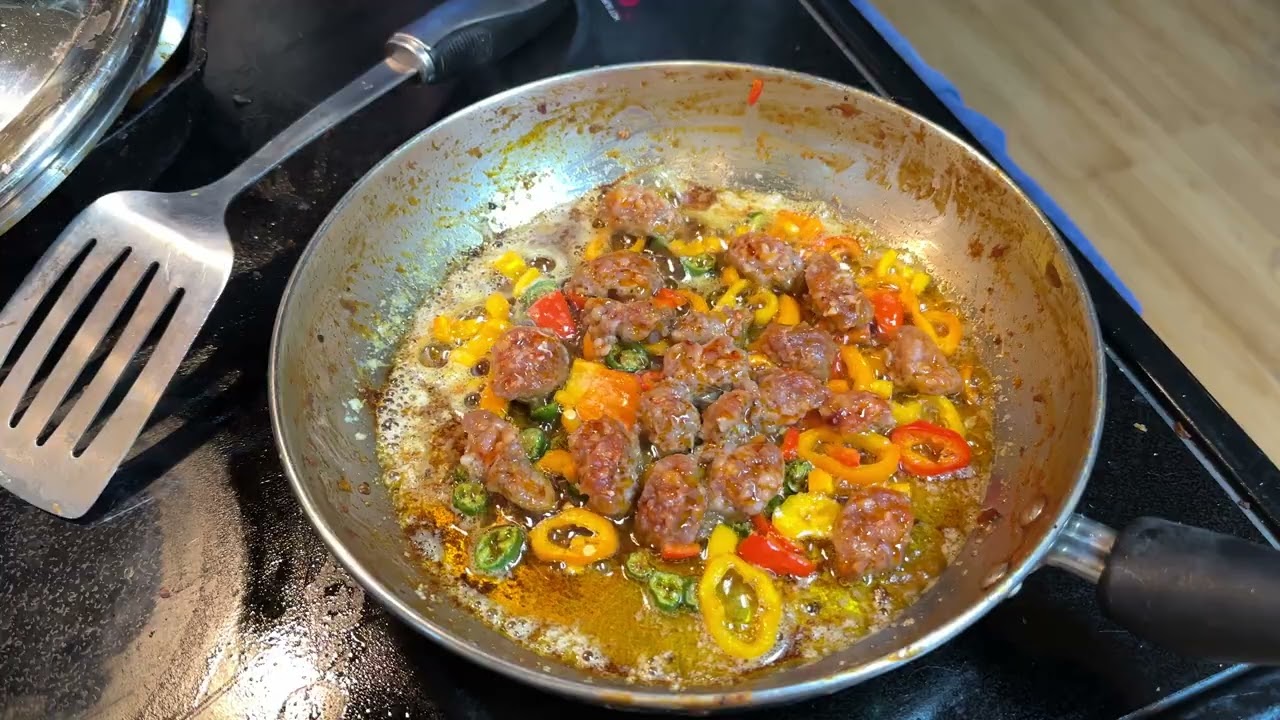 Dirty Pan Fry: Sizzling Spicy(?) Egg Scramble with Peppers & Sausage. Like! Subscribe! Comment!