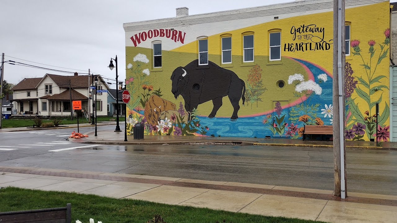 🏡 Woodburn Indiana 🏡... let's drive through the smallest town in Indiana