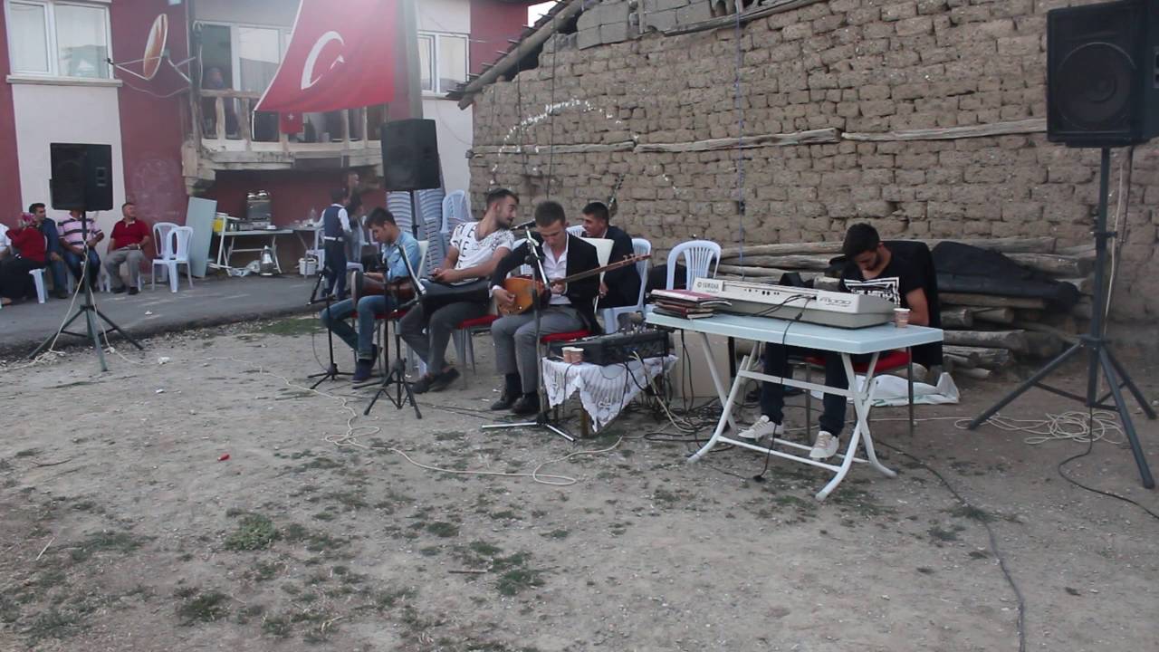 AKYURTLU AHMET ARSLAN - KEŞKE KÖR OLSA DA GÖRMESE GÖZÜM