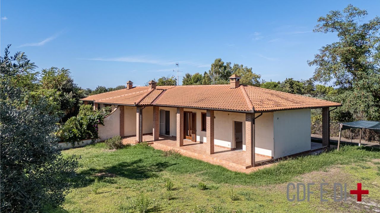 Visita dell'immobile | Scarlino (GR), Italy | Villetta a schiera con giardino a 5 min dal mare
