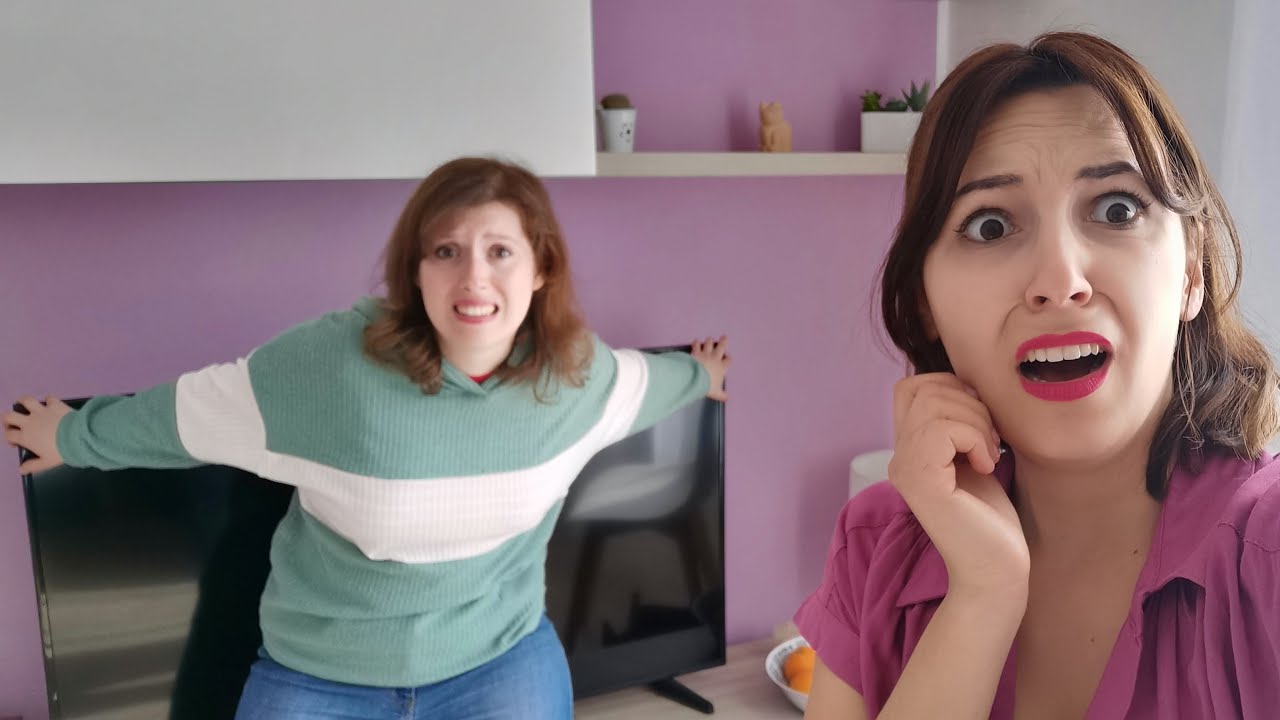 IL MOSTRO DELLA LIVE CI PERSEGUITA IN CHAT!