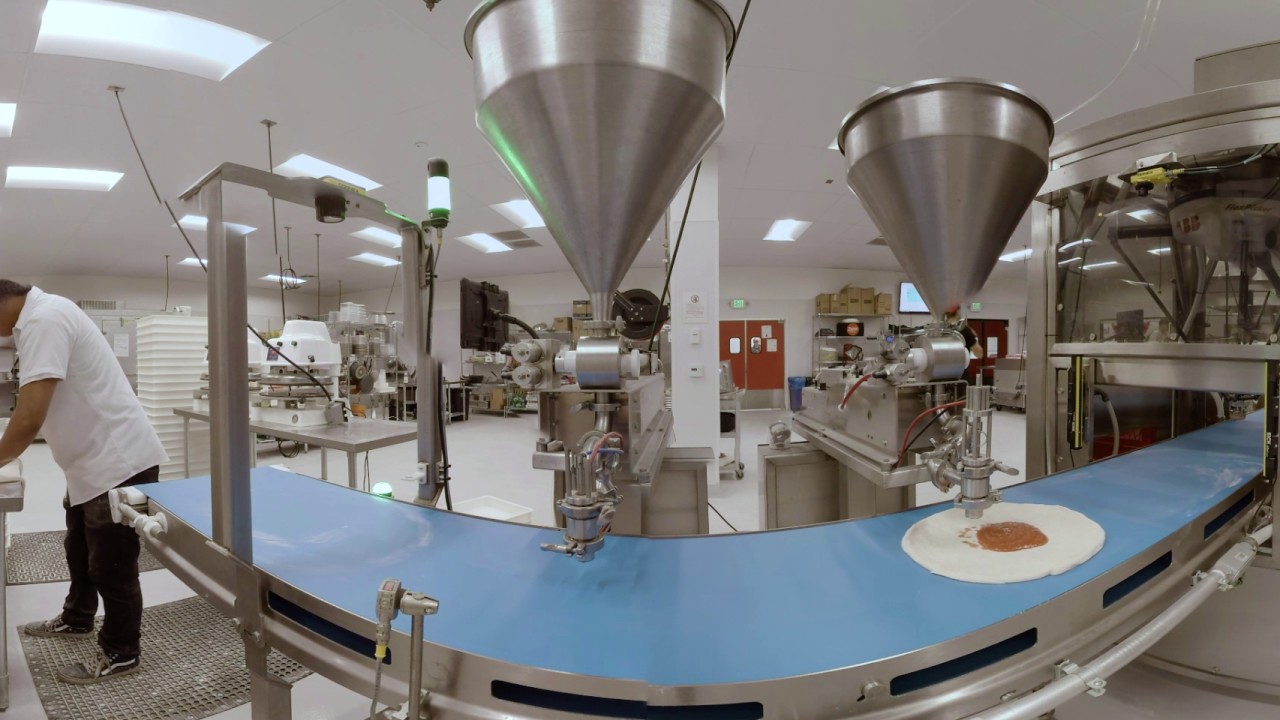 Inside the Zume Pizza factory in 360