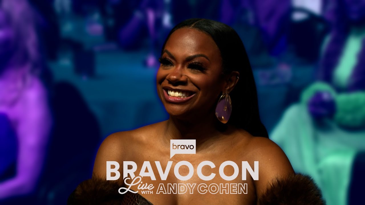 Kandi Burruss Receives The Wifetime Achievement Award | BravoCon Live