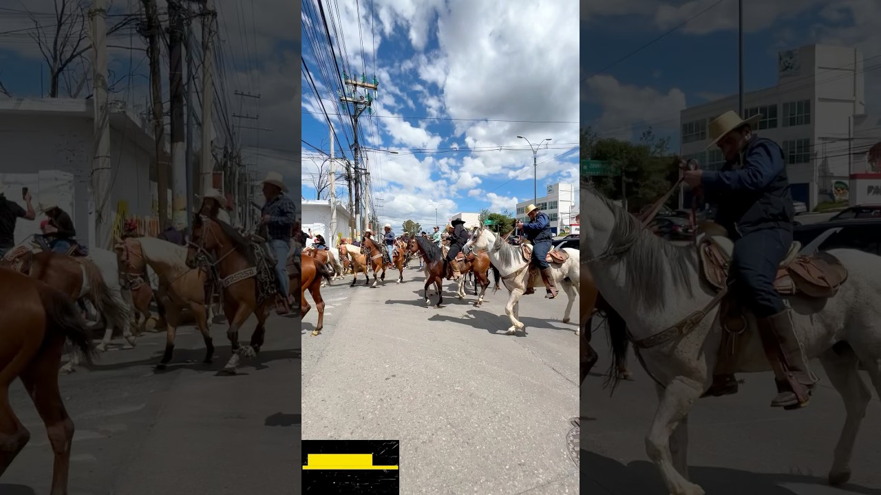 As&iacute; se Vive la Fiesta en Coacalco: Desfile de Caballos y Tractores