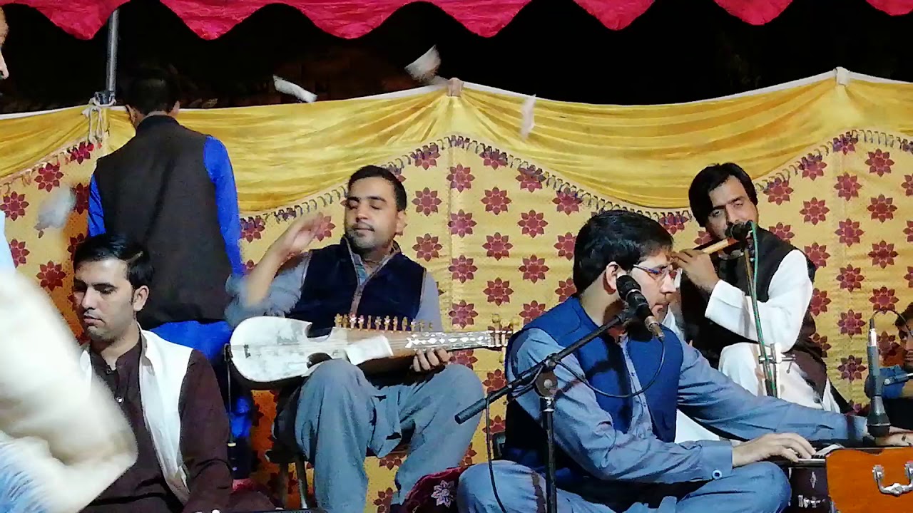 Waqar. Naghma. Kesye da yaar na bechre