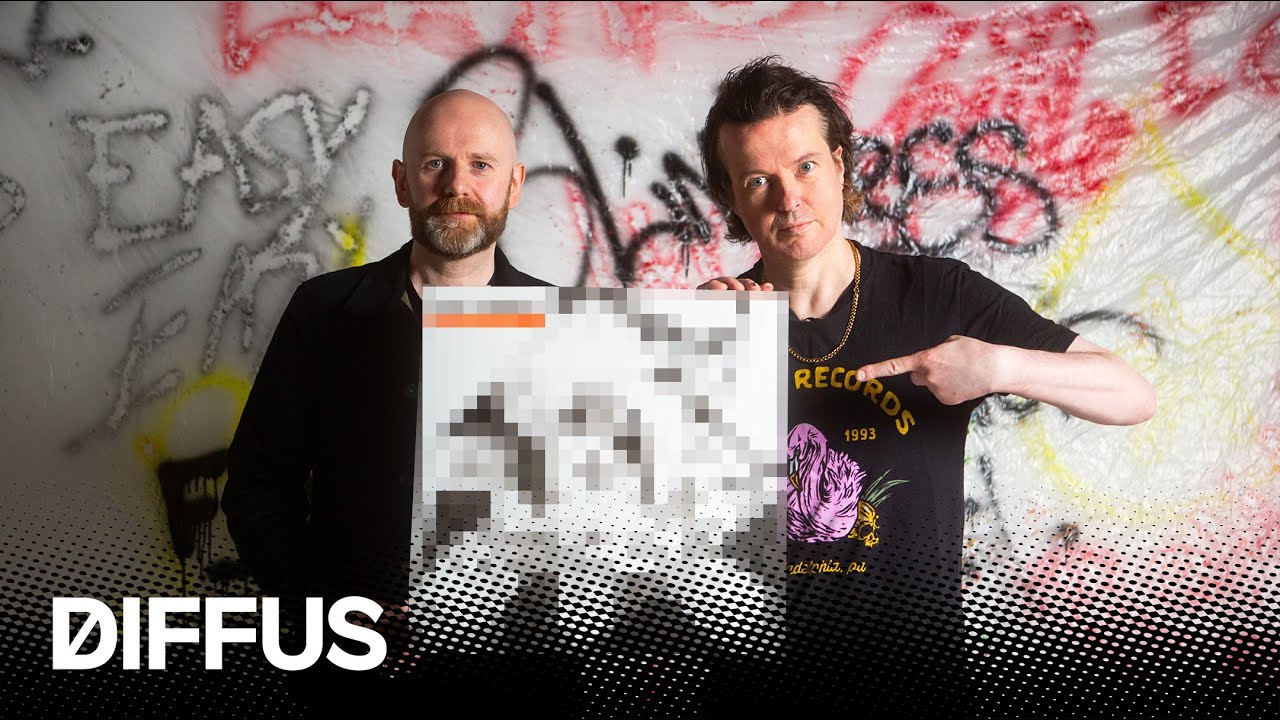 Franz Ferdinand paint their „The Human Fear“ album cover | DIFFUS