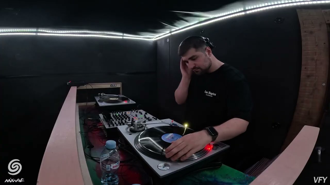 MIXWAVE RADIO AT VRS STUDIO - VFY