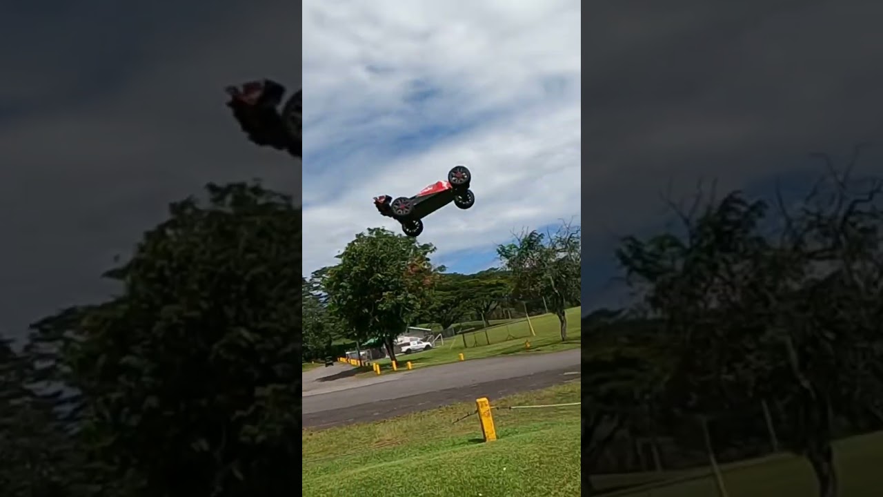 Arrma Typhon 3s⚡️RC Bash RC Big Air!💥🏎💨 pt.2 | 🌋RC Action Hawaii⚡️⚙️ RC Buggy