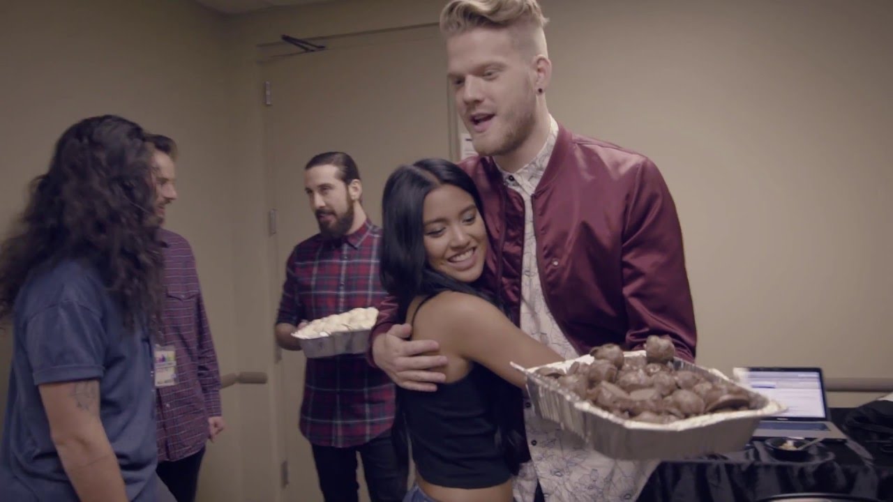 #UsTheTour - Ep. 1 - Cake Balls